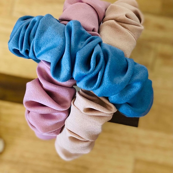 Ruffled ruched Headbands 2 for 14 - Picture 7 of 10